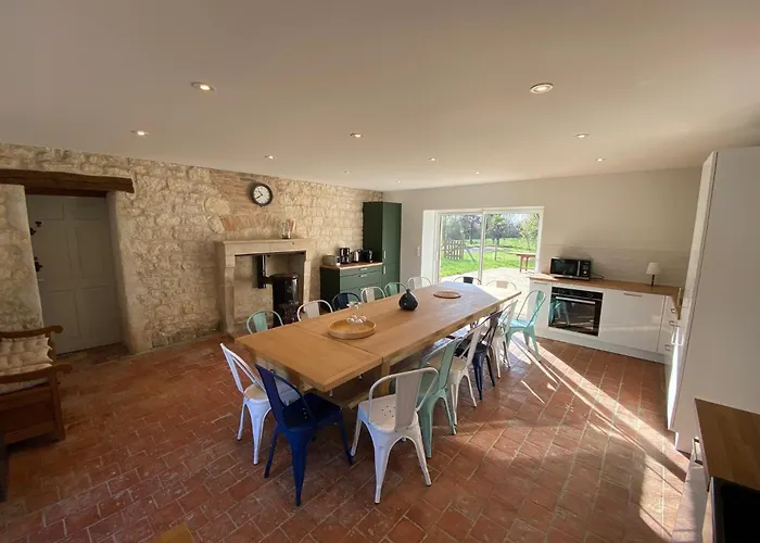 Casa de Férias Grande Maison Familiale Avec Piscine, 14 à 17 Pers